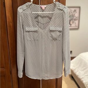 Stylish Black and White Women's Top